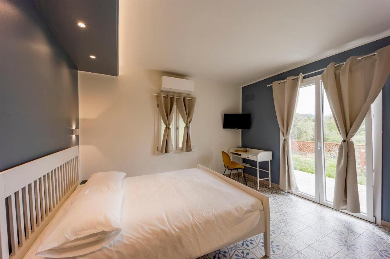 Gli Ulivi Rooms And Breakfast Marina dʼMarina dʼAndora Dış mekan fotoğraf